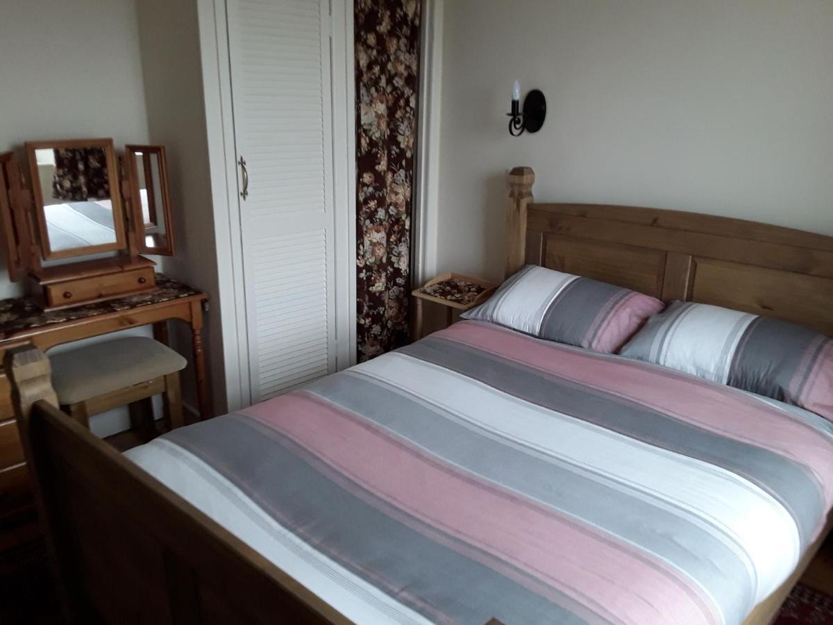 Sharlands Farm Bed And Breakfast Bude Exterior foto